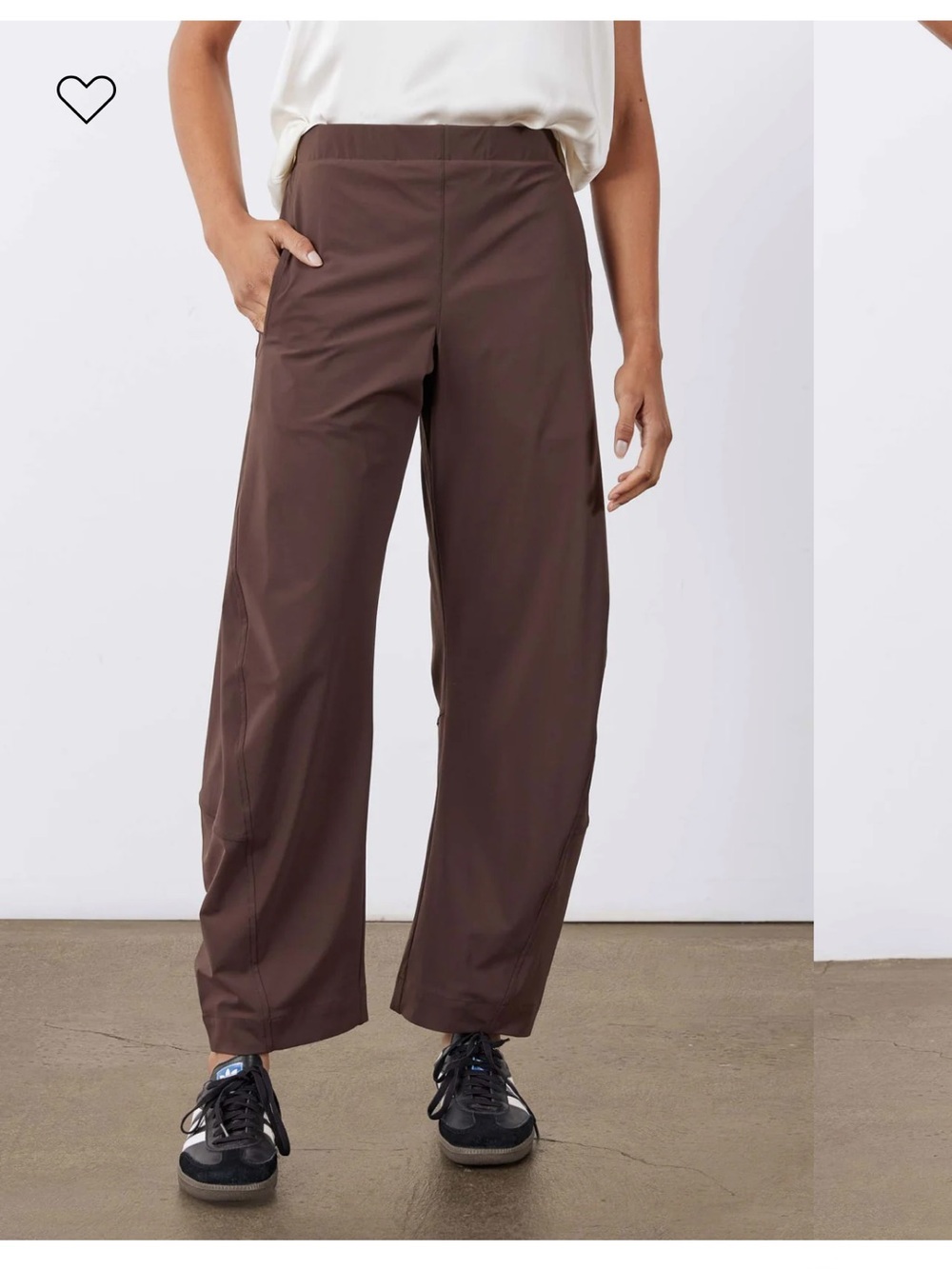 Ruti NWOT On the loose work pant Coffee